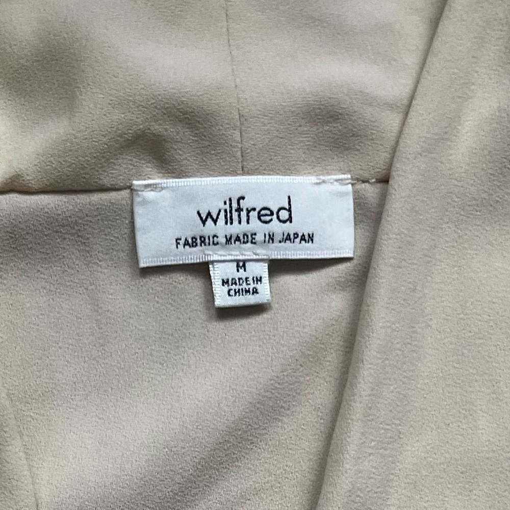 Wilfred Aritzia Tan Sleeveless V Neck Work Career Business High Low Blouse M - Picture 3 of 6